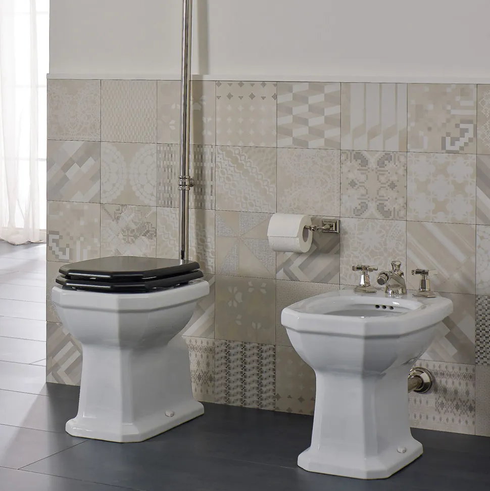 Vaso WC da Terra in Ceramica Bianca Sedile Nero Vintage Made in Italy - Nausica