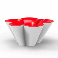 Vondom Agatha fioriera da esterno di design in polietilene colorato