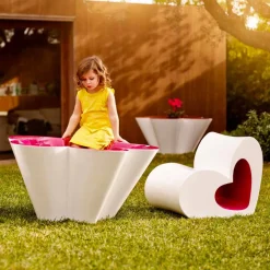 Vondom Agatha poltrona da esterno moderna in polietilene colorato