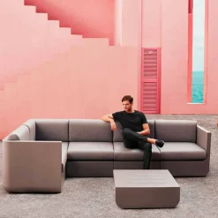 Vondom Ulm composizione salotto da giardino di design taupe