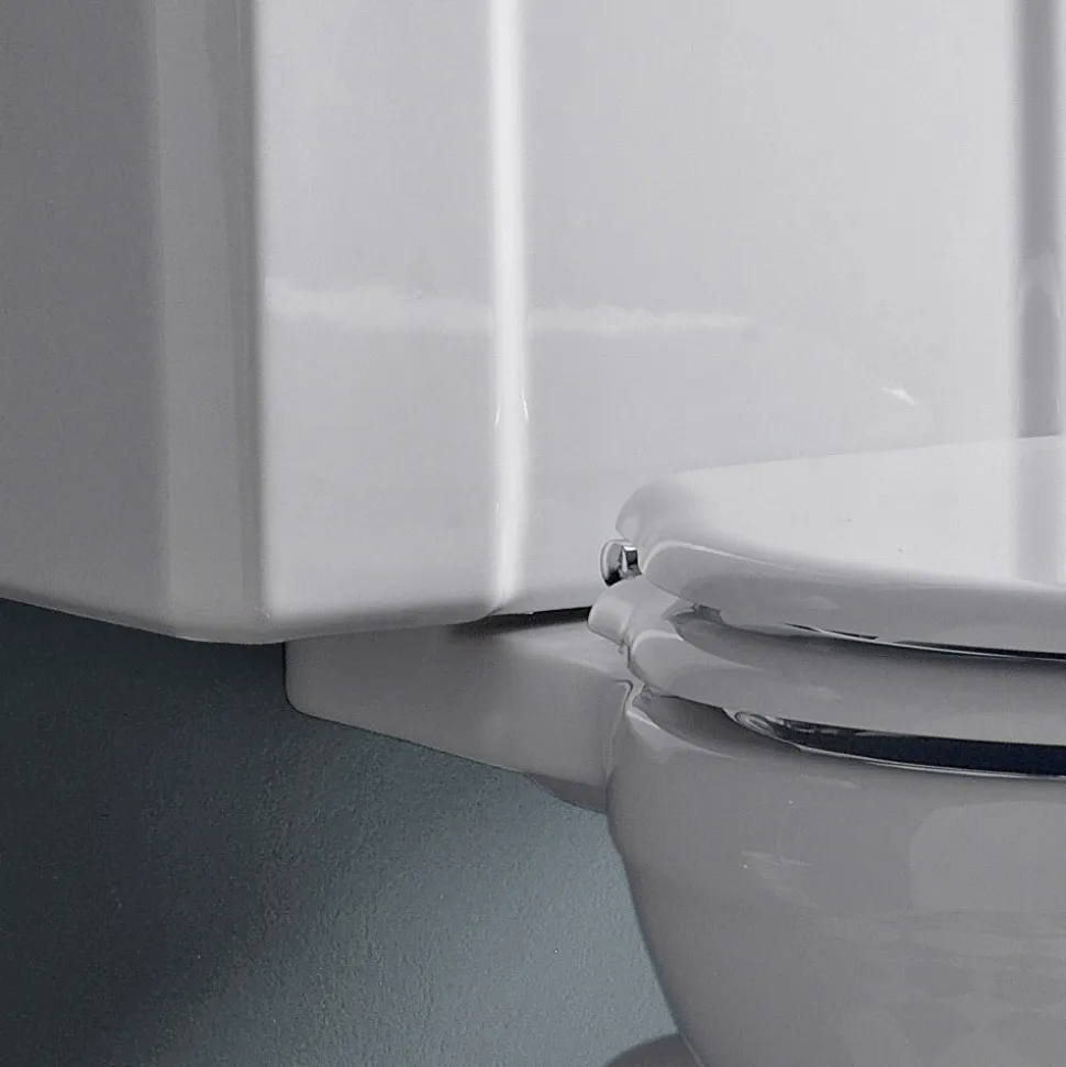 Water Monoblocco Vintage in Ceramica Bianca con Cassetta Made in Italy – Marwa